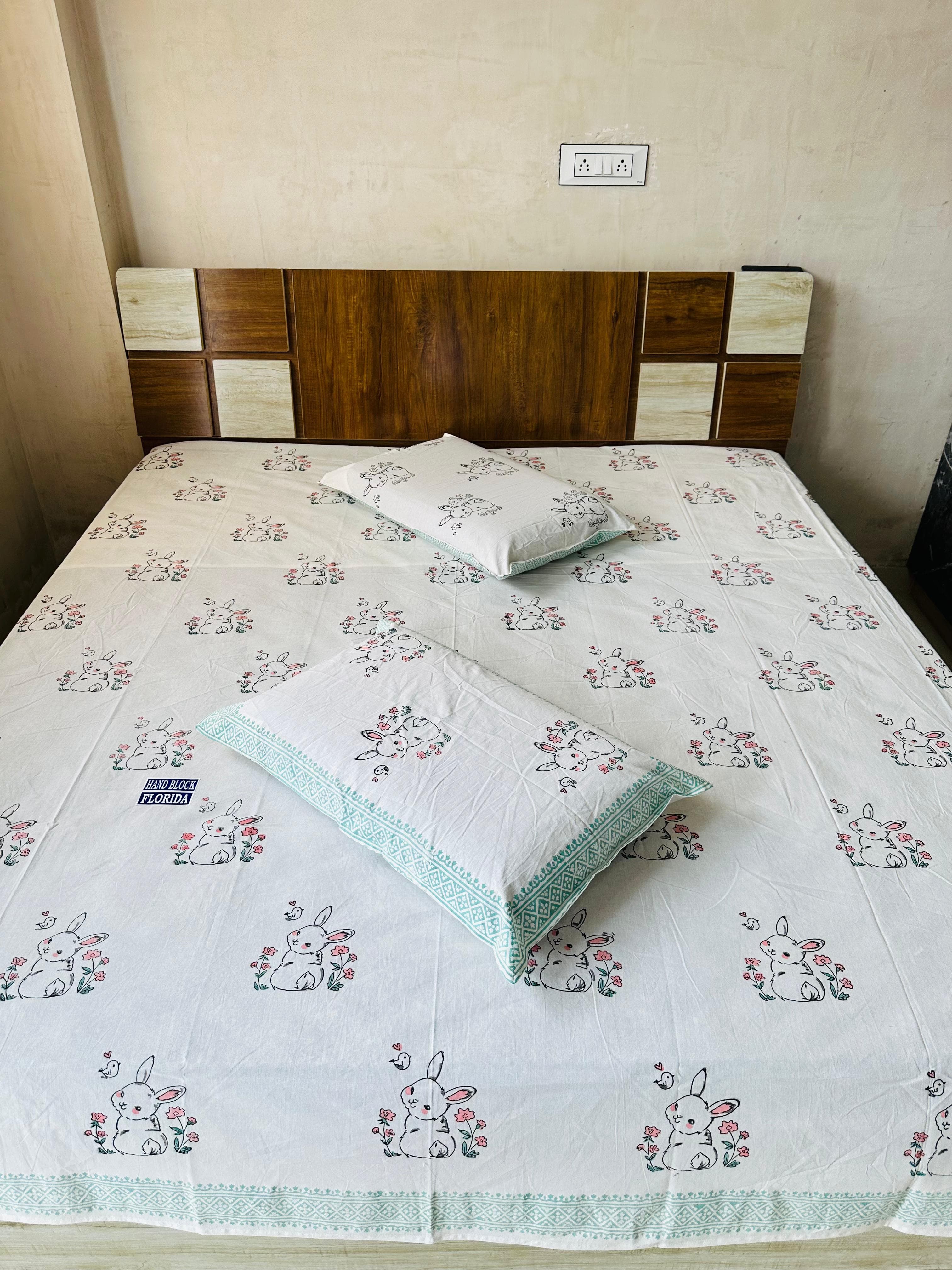 💕Launching Soft Premium Handblock 👧 Kids 👦 Print Bedsheet with 2 Pillow Covers💕